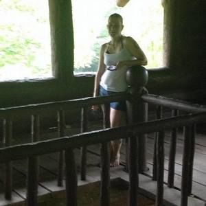 Meet your Posher, Bernedette